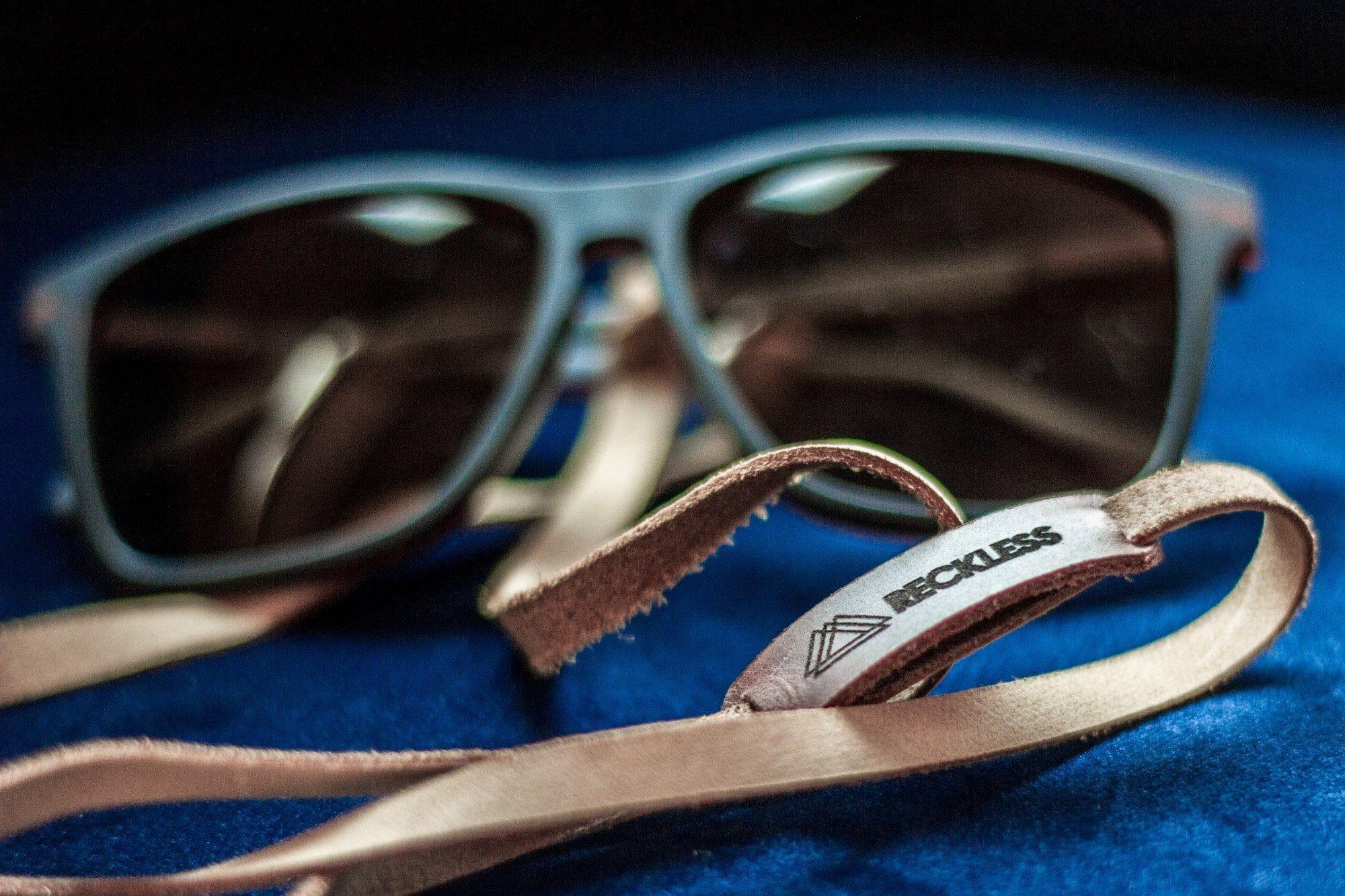 Strap Sunset - Reckless