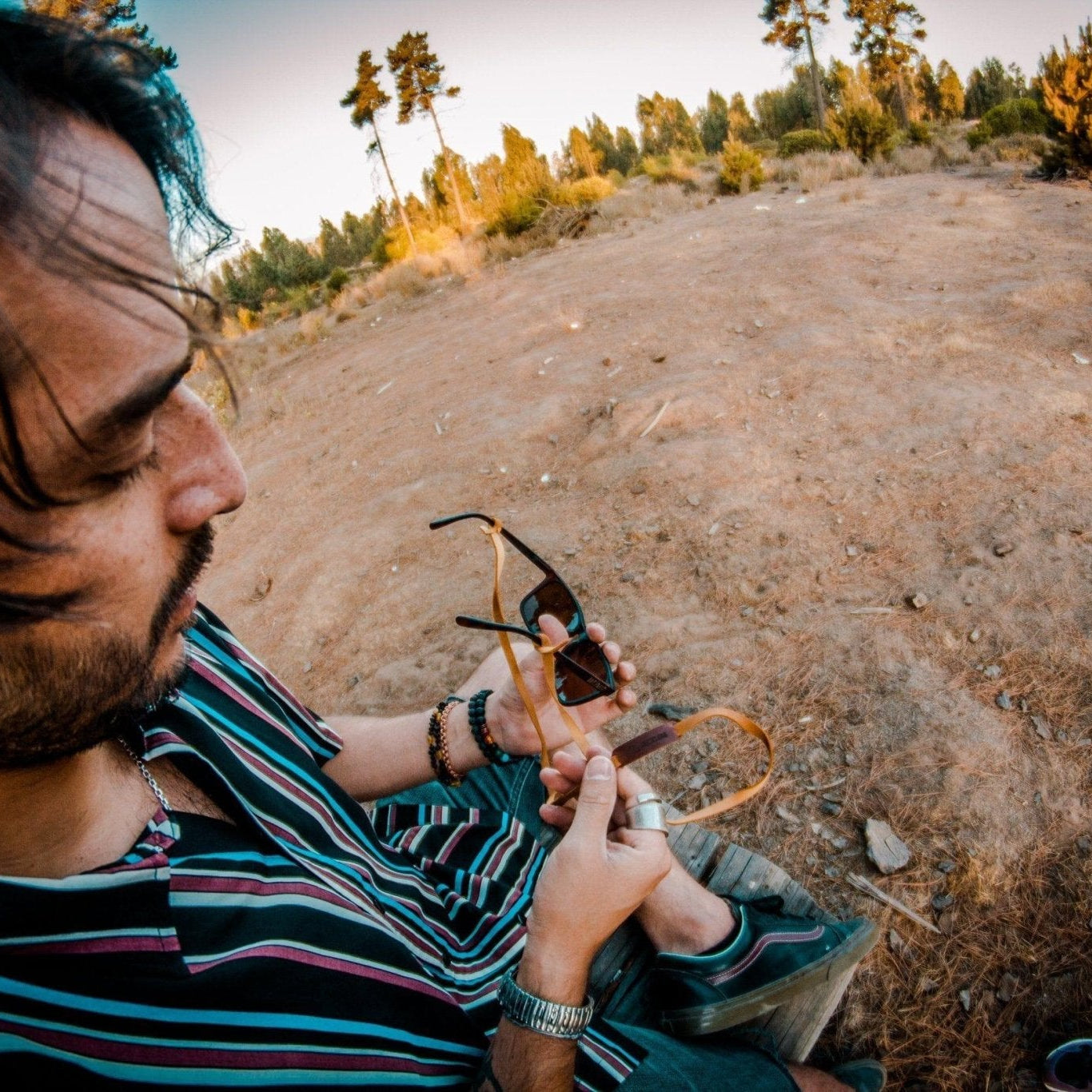 Strap Sunset - Reckless