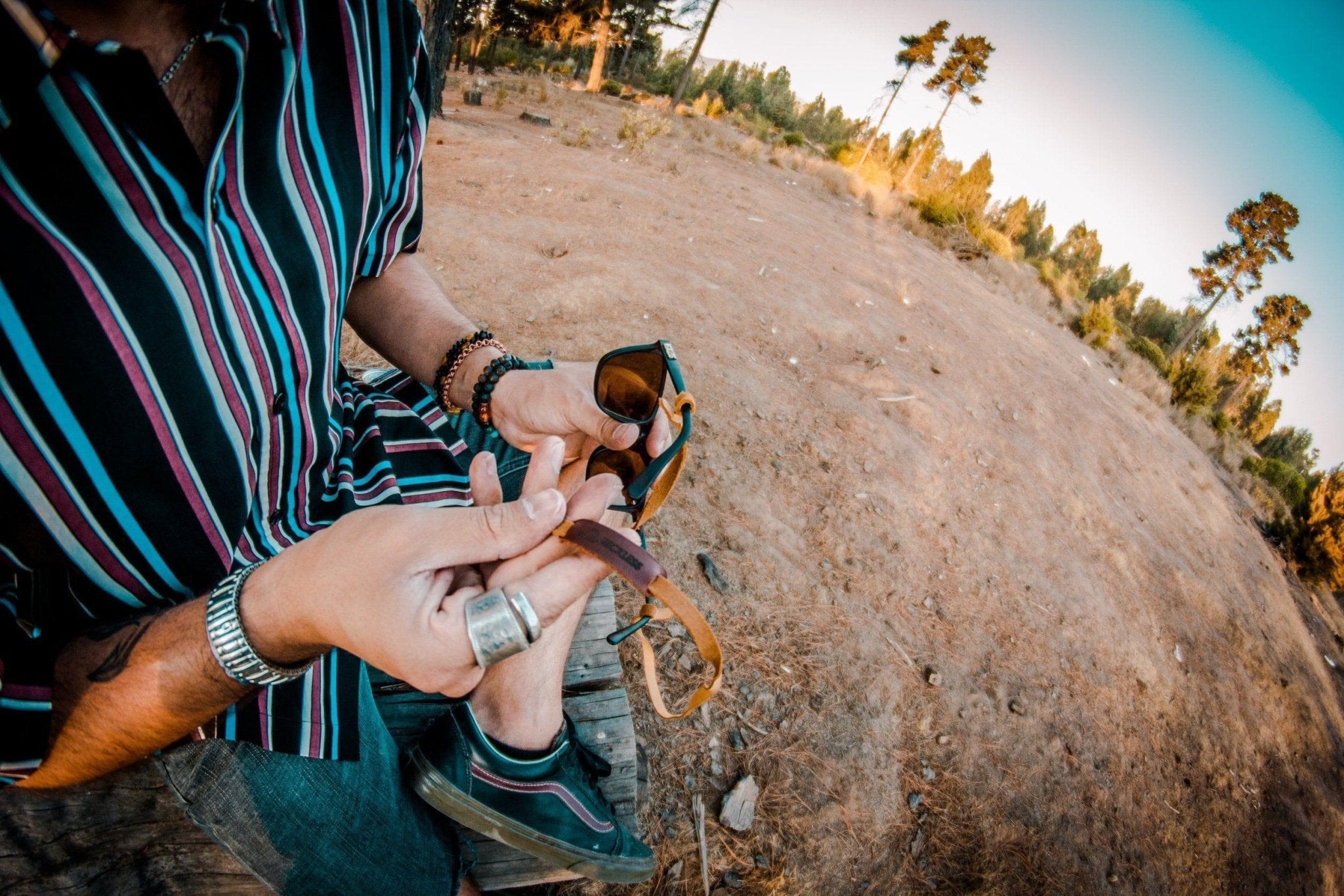 Strap Sunset - Reckless