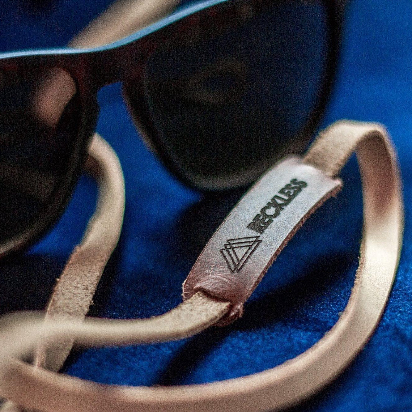 Strap Sunset - Reckless