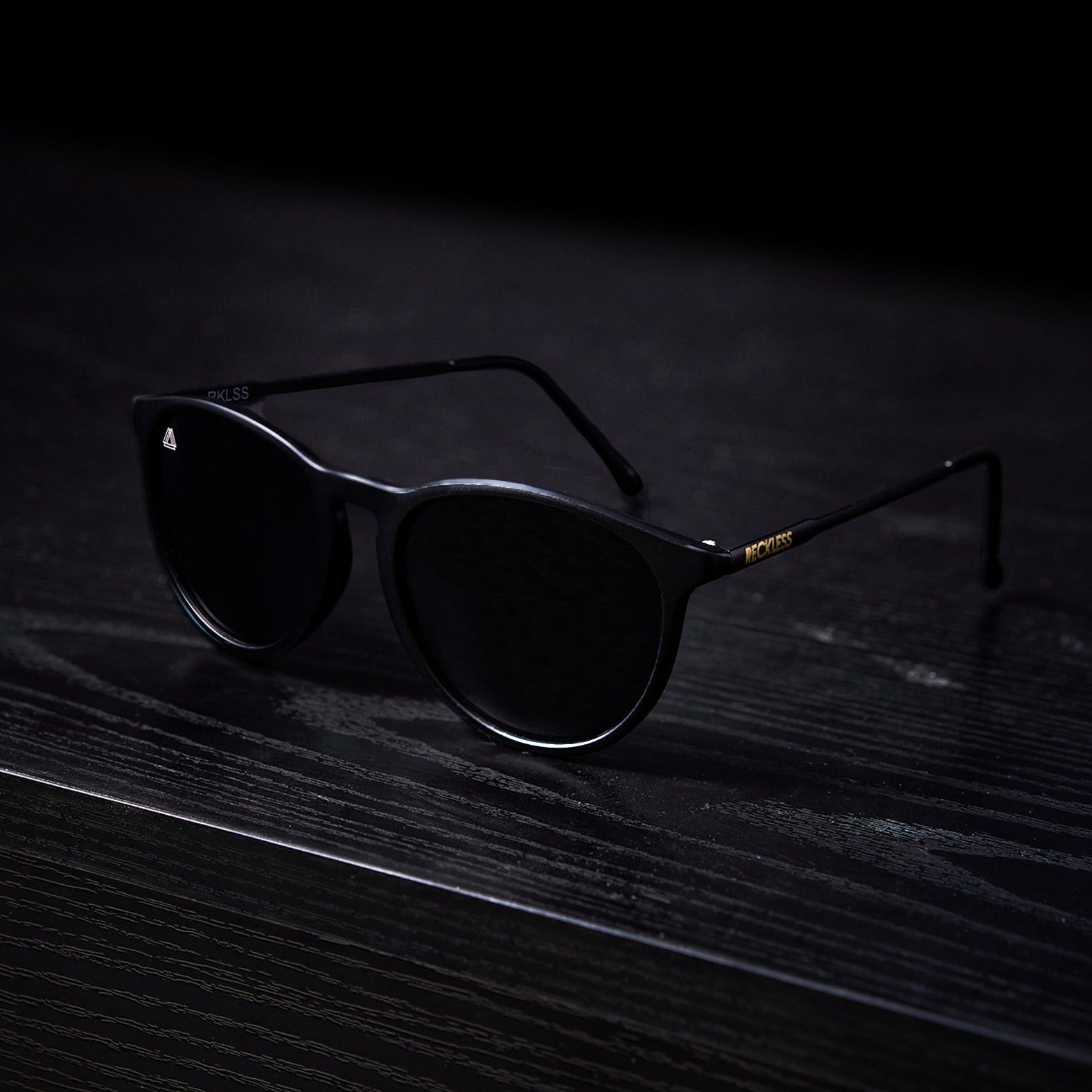 Wolf Shadow - Reckless