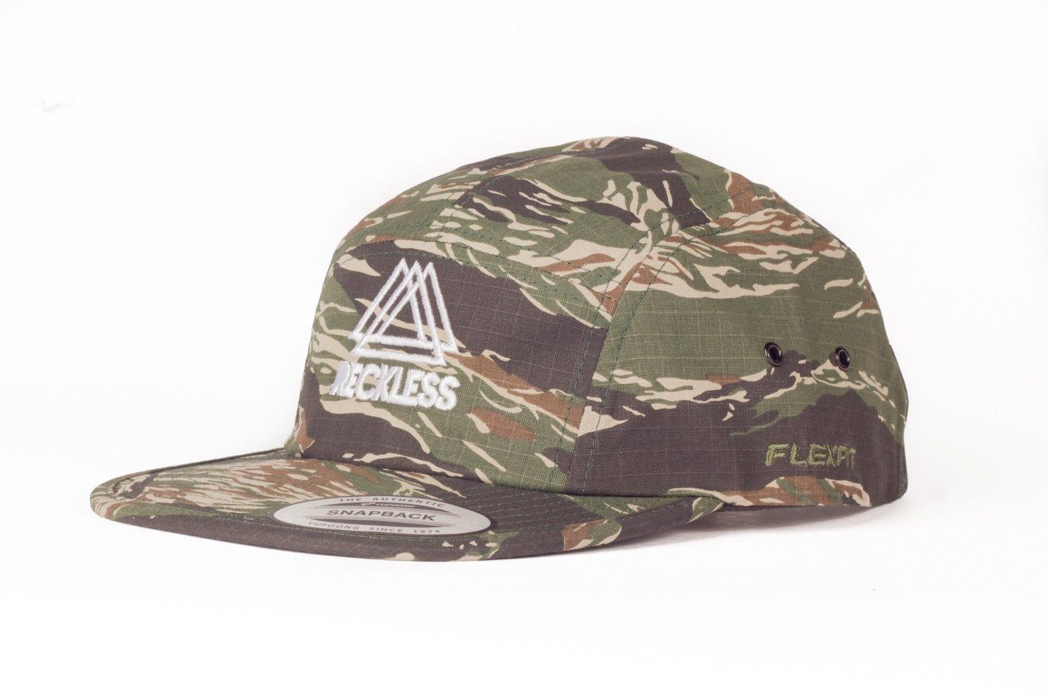 5 Panel Camo Reckless x Flexfit Yupoong - Reckless