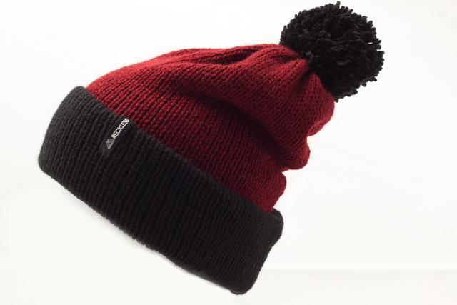 Floater Burgundy / Black pom - Reckless