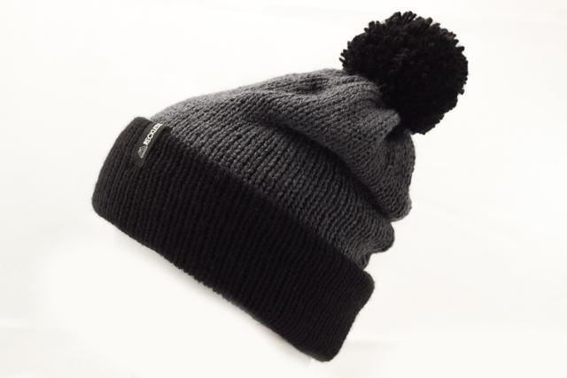 Floater Grey / Black pom - Reckless