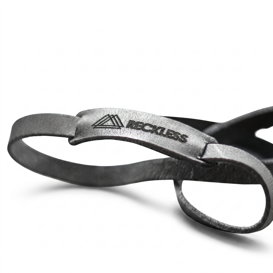 Strap shadow